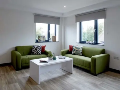 Stylish Rooms and Studios - COVENTRY - Campus Accommodation