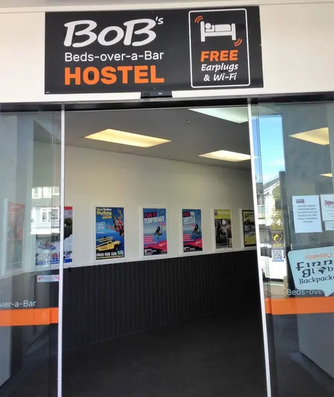 BoBs Hostel