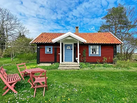 Nostalgic Island Idyll in Aaeu\"land-by Traum