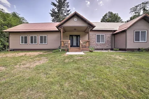 Spacious House on Half Acre < 3 Mi to Beach!