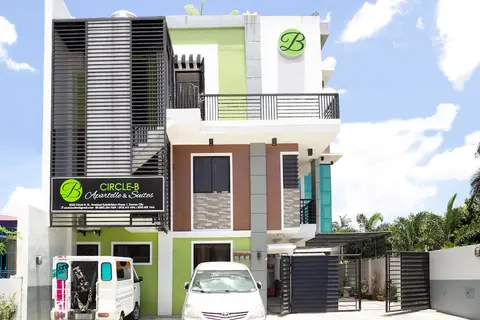 Circle-b Apartelle & Suites