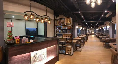 Lantan Moonlight Hotel
