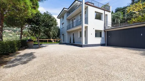 Italianway - Luxury Apartment in Modern Villa Unit 2