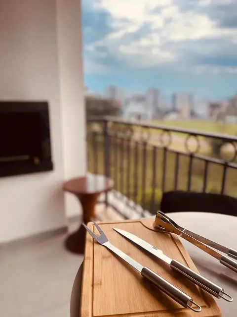 Duplex de Luxo na via Gastrômica Localiz