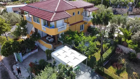 Golden Villa