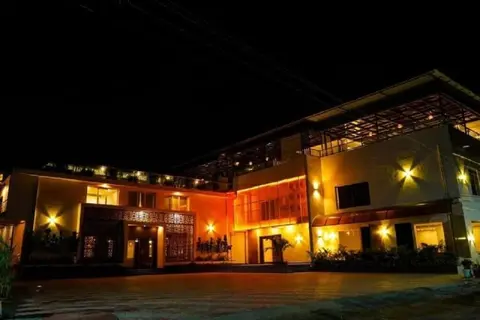 Wow Hotels