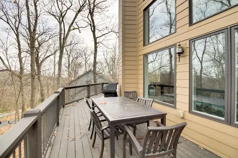 Wintergreen Resort Home: Close to Slopes & Trails