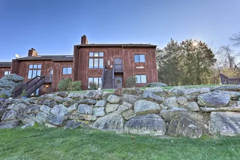 Hike, Ski & Golf: Mtn-view Codo in Vernon Township