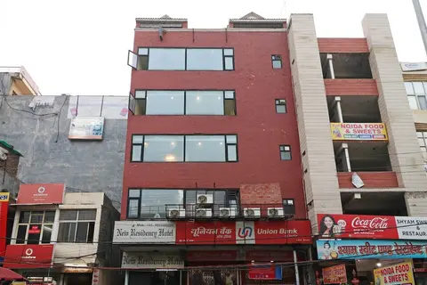 OYO 10666 Hotel Star