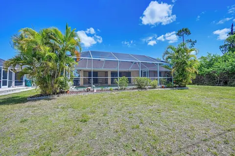 Port Charlotte Home w/ Heated Pool: 3 Mi to Harbor