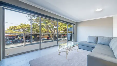 Thompson Avenue Apartments No.2