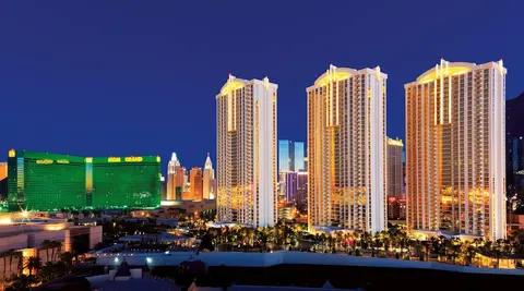 Lucky Gem Penthouse Suites at Signature