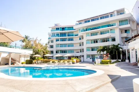 Suites Costa Dorada