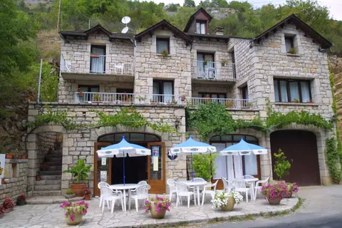 Hôtel Chante-Perdrix