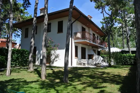Pinea 35 in Bibione With 2 Bedrooms and 1 Bathrooms