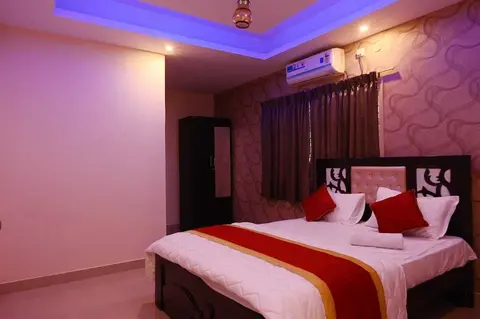 Aadams Suites
