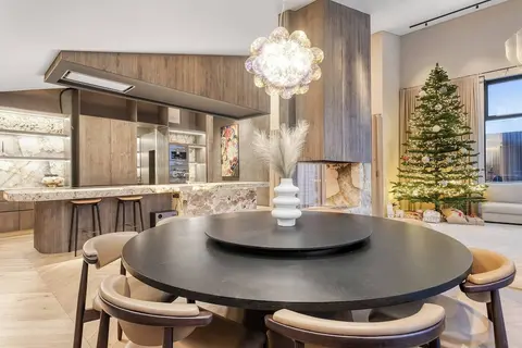 Glamorous & Stylish Getaway!