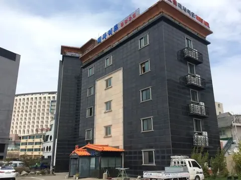 Seaside Hotel