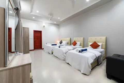 LA CASA VILLA