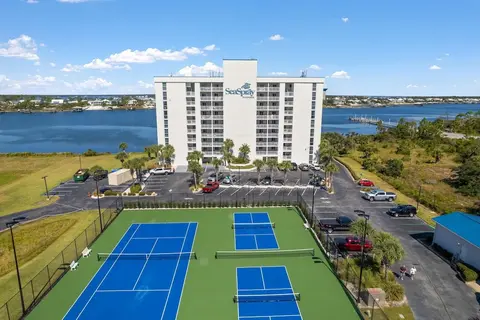 Seaspray Riverside 713