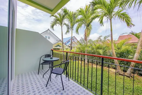 Karon Hotel at 22