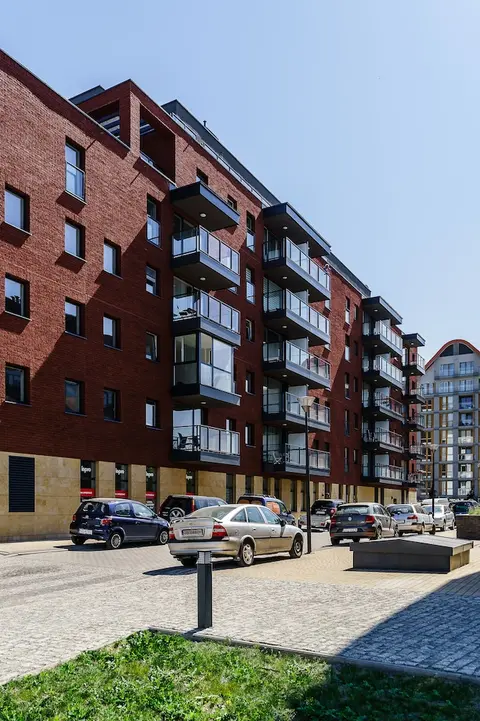 Marinus Apartments