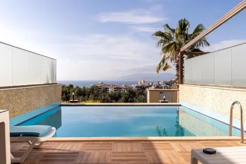 Spacious Perfect Flat With Private Pool