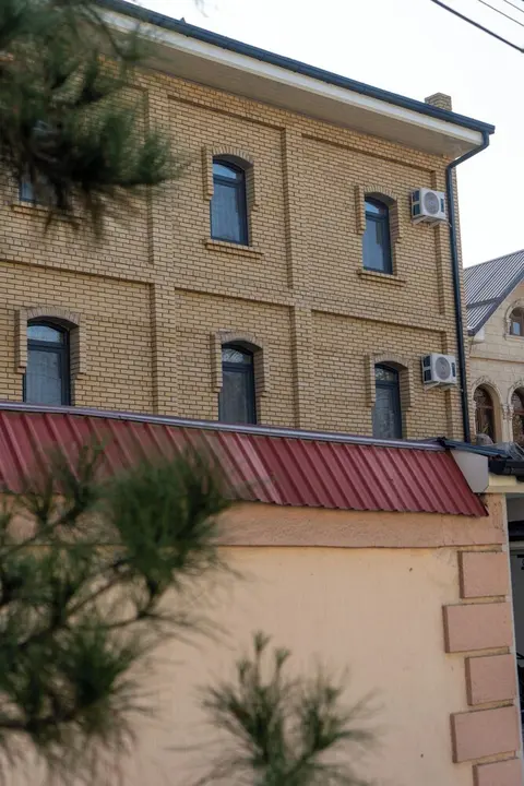 Nest Inn