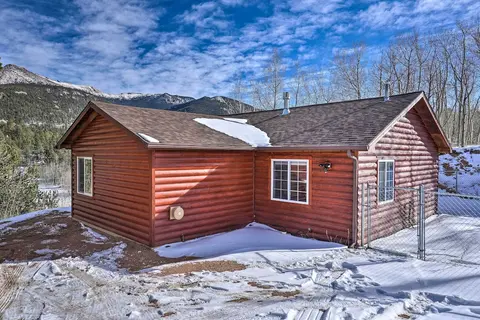 Hot Tub, Deck & Grill: Mtn-view Divide Cabin