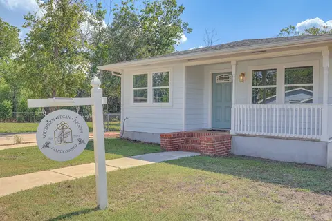 Modern Seguin Home: Steps to Trails & Park West!