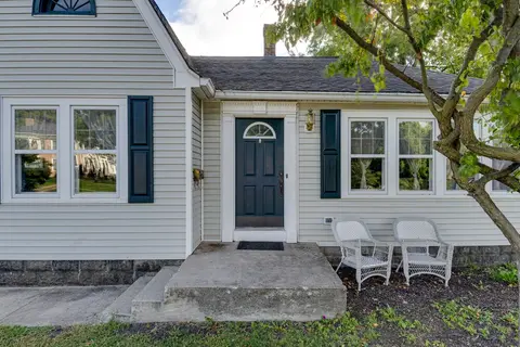 Family-friendly Fortville Rental Home w/ Fire Pit!