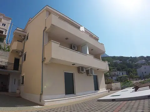 Sea View Apartment With a Shared Pool
