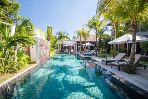 Luxury 6 Bedroom Villa With Private Pool, Bali Villa 2040