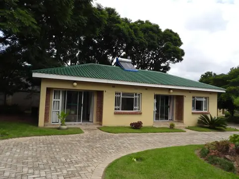 2 Bedroomed Apartment With En-suite and Kitchenette - 2069