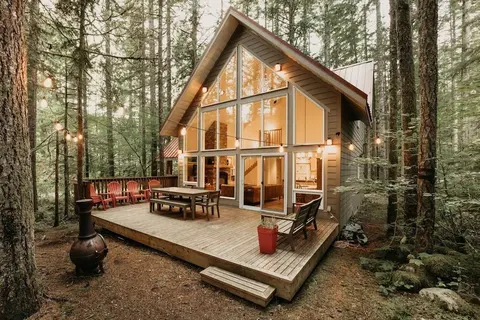 40gs â Wifi - W/d â Hot Tub - Sleeps 8 3 Bedroom Cabin by RedAwning