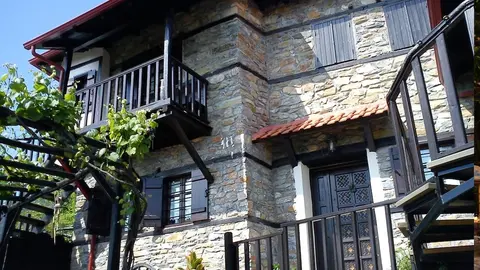 Apalni Cottage