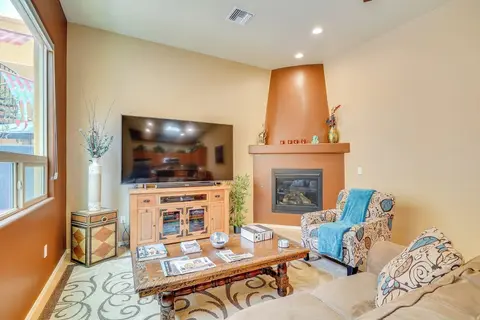 Tubac Adobe Townhome: Shop, Golf, Explore & More!
