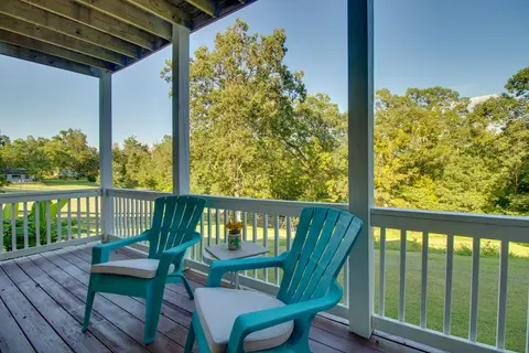 Spacious Home Near Norfork Lake w/ Wraparound Deck
