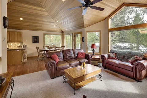 Lark 4 2 Bedroom Home