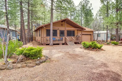 Updated Deck & Fireside Table: Pinetop Cottage