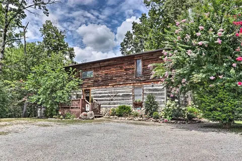 Riverfront Couple's Retreat in Smoky Mountains!