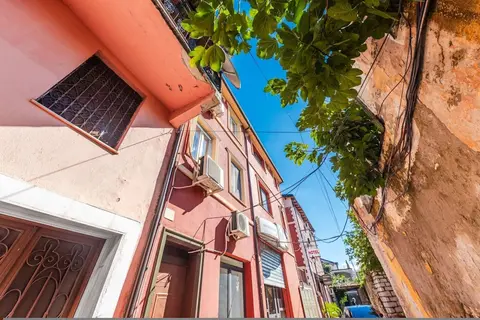 The Vibrant Hub in Shkod r