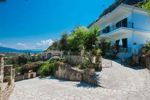 Bella Casa Studios