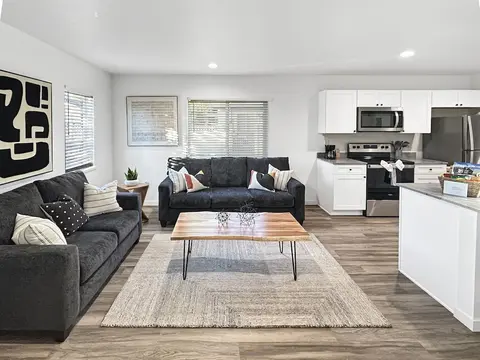 The Maverick Haus 3 Bedroom Townhouse