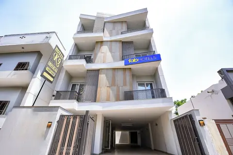 Fabhotel K9 Imperial
