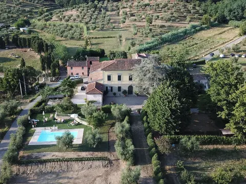 Simplistic Holiday Home in Pistoia With Terrace & Garden