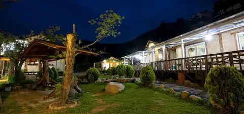 Bandi Hwangto Pension
