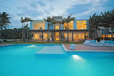 Oceanfront Luxury 10BR Villa