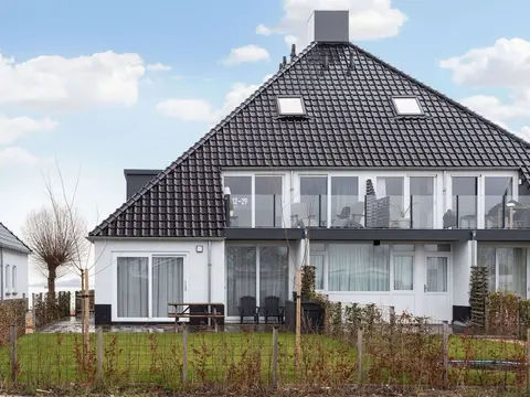 Apartment Sneekermeer With Water Sports Access