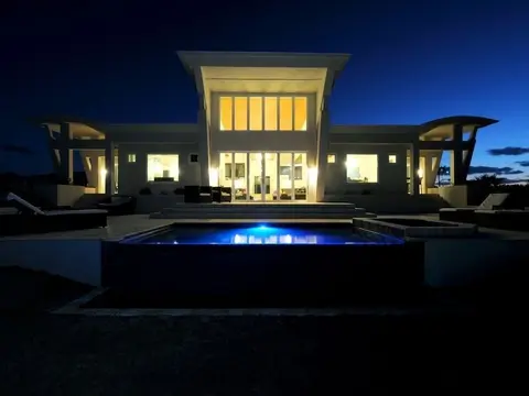 Sky Beach Club Villa Waterfall 1 4 Bedroom Villa